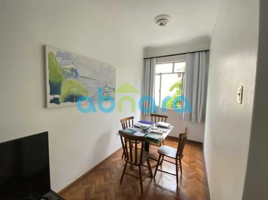 Foto 3 de Apartamento com 2 quartos à venda, 70m2 em Rio De Janeiro - RJ