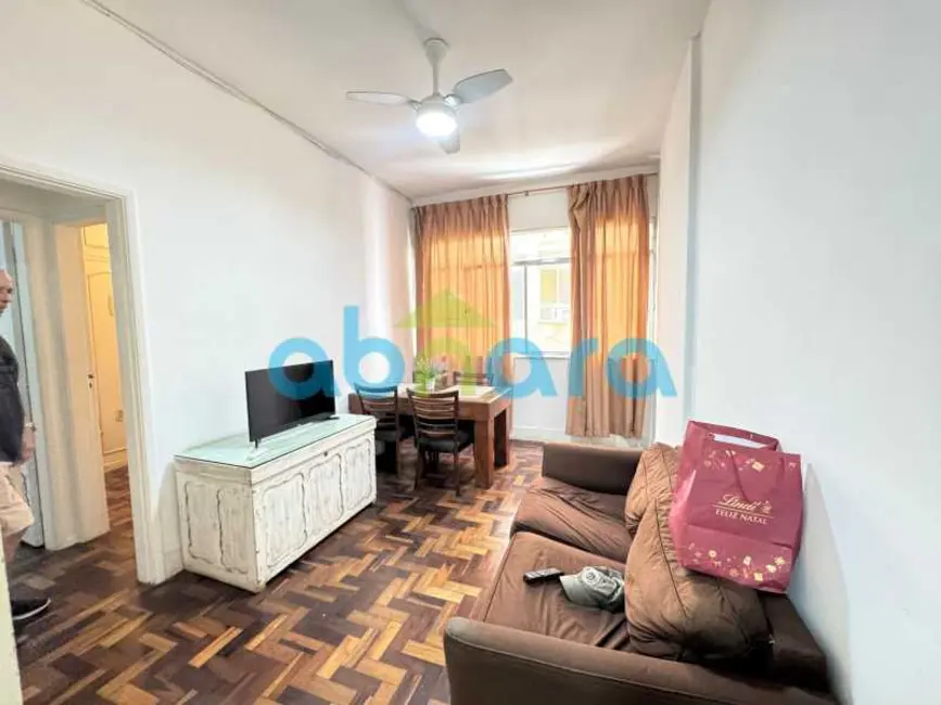 Foto 2 de Apartamento com 2 quartos à venda, 65m2 em Rio De Janeiro - RJ