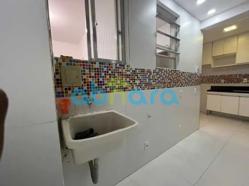 Foto 8 de Apartamento com 2 quartos à venda, 68m2 em Rio De Janeiro - RJ