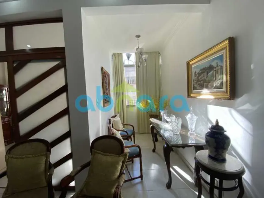 Foto 2 de Apartamento com 2 quartos à venda, 95m2 em Rio De Janeiro - RJ