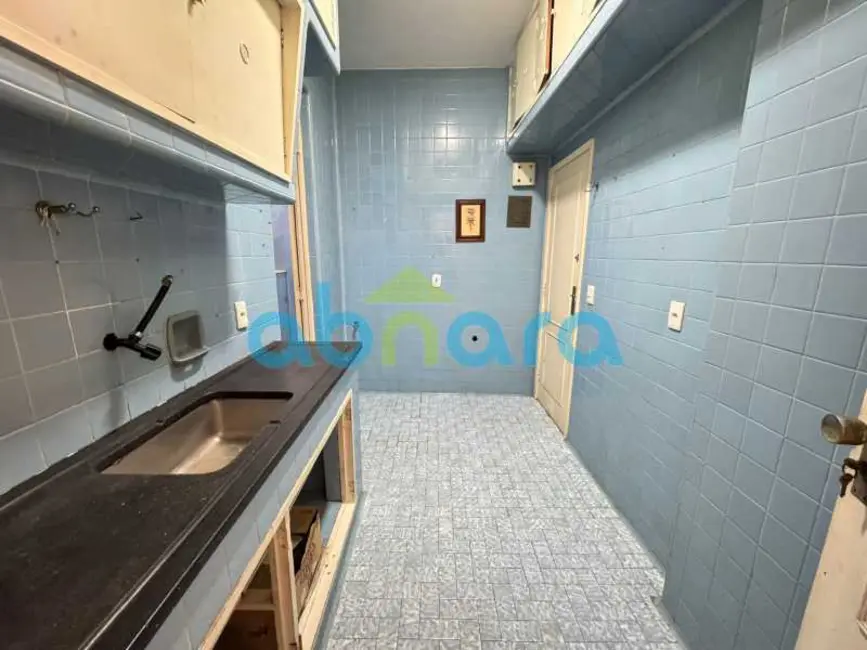 Foto 3 de Apartamento com 2 quartos à venda, 75m2 em Rio De Janeiro - RJ