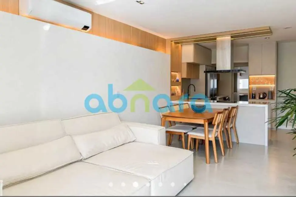 Foto 2 de Apartamento com 2 quartos à venda, 81m2 em Rio De Janeiro - RJ