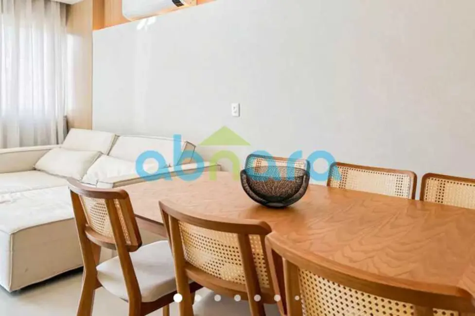 Foto 4 de Apartamento com 2 quartos à venda, 81m2 em Rio De Janeiro - RJ