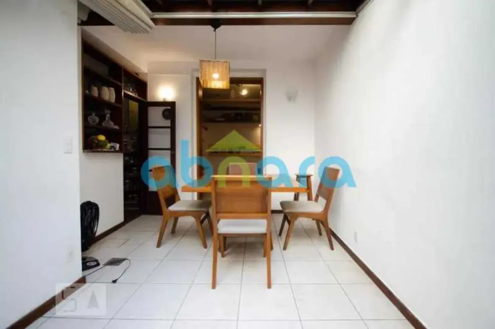 Foto 2 de Apartamento com 2 quartos à venda, 78m2 em Rio De Janeiro - RJ