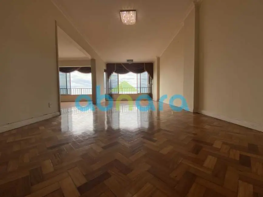 Apartamento com 3 quartos à venda, 230m2 em Rio De Janeiro - RJ - imagem 3 Foto 3 de Apartamento com 3 quartos à venda, 230m2 em Rio De Janeiro - RJ