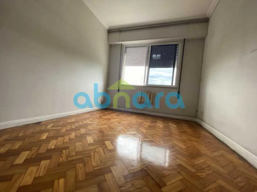 Apartamento com 3 quartos à venda, 230m2 em Rio De Janeiro - RJ - imagem 7 Foto 7 de Apartamento com 3 quartos à venda, 230m2 em Rio De Janeiro - RJ