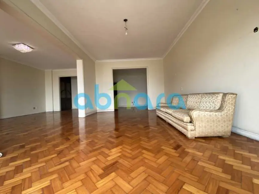 Apartamento com 3 quartos à venda, 230m2 em Rio De Janeiro - RJ - imagem 6 Foto 6 de Apartamento com 3 quartos à venda, 230m2 em Rio De Janeiro - RJ