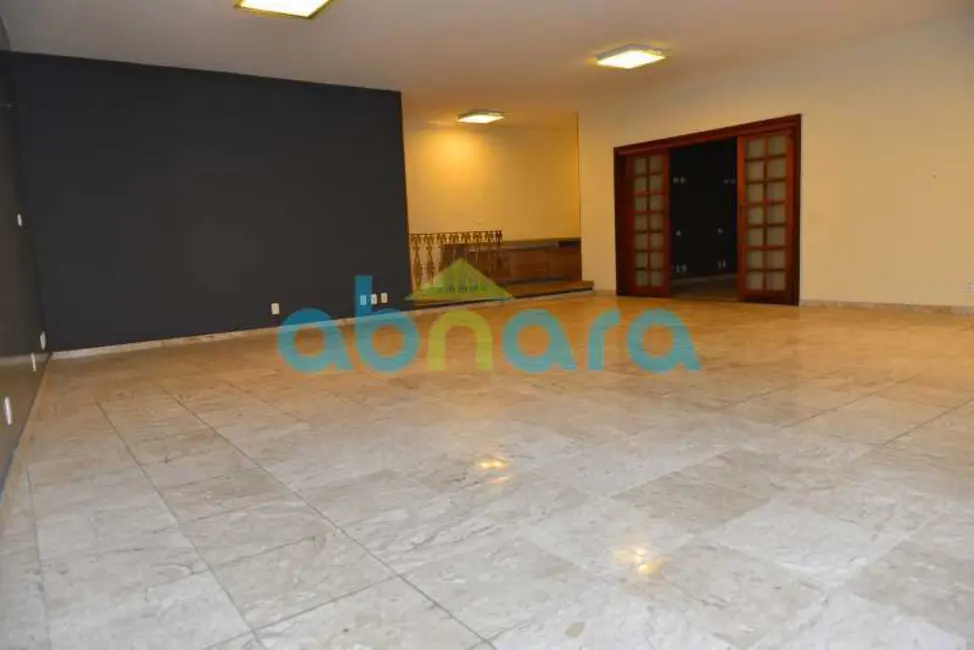 Foto 2 de Apartamento com 3 quartos à venda, 280m2 em Rio De Janeiro - RJ