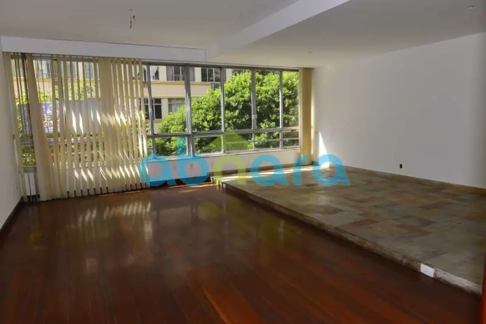 Foto 3 de Apartamento com 3 quartos à venda, 200m2 em Rio De Janeiro - RJ