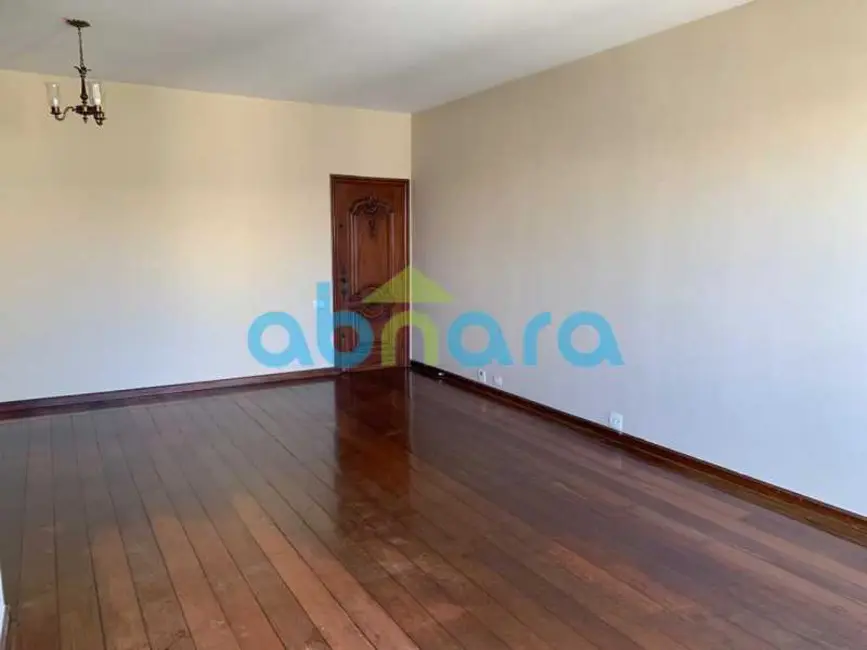 Foto 2 de Apartamento com 3 quartos à venda, 130m2 em Rio De Janeiro - RJ