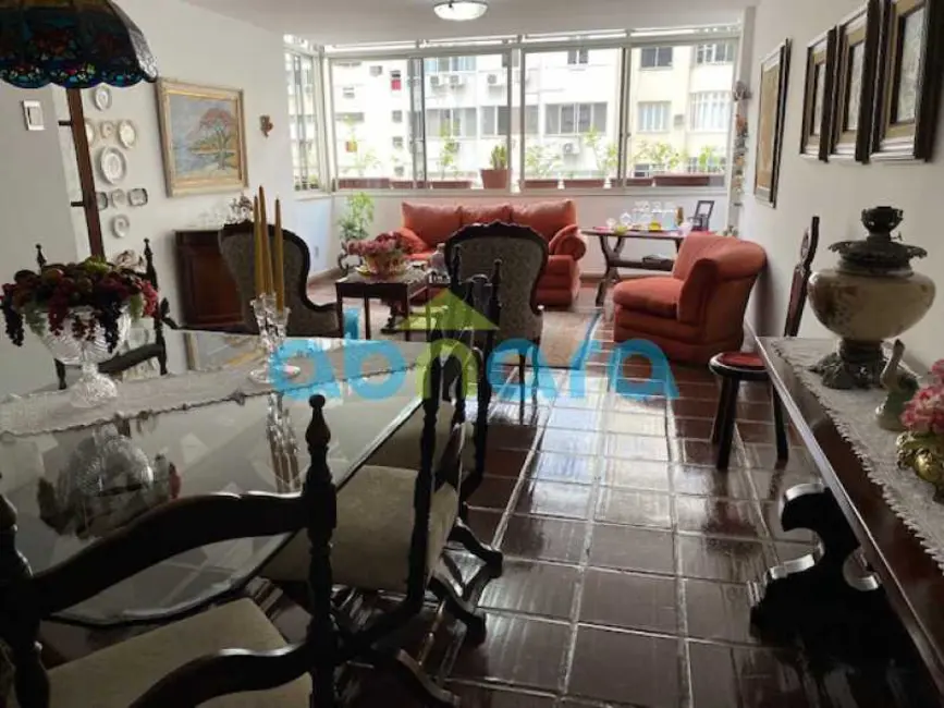 Apartamento com 3 quartos à venda, 130m2 em Rio De Janeiro - RJ - imagem 1 Foto 1 de Apartamento com 3 quartos à venda, 130m2 em Rio De Janeiro - RJ