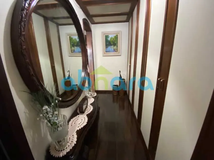 Apartamento com 3 quartos à venda, 130m2 em Rio De Janeiro - RJ - imagem 7 Foto 7 de Apartamento com 3 quartos à venda, 130m2 em Rio De Janeiro - RJ