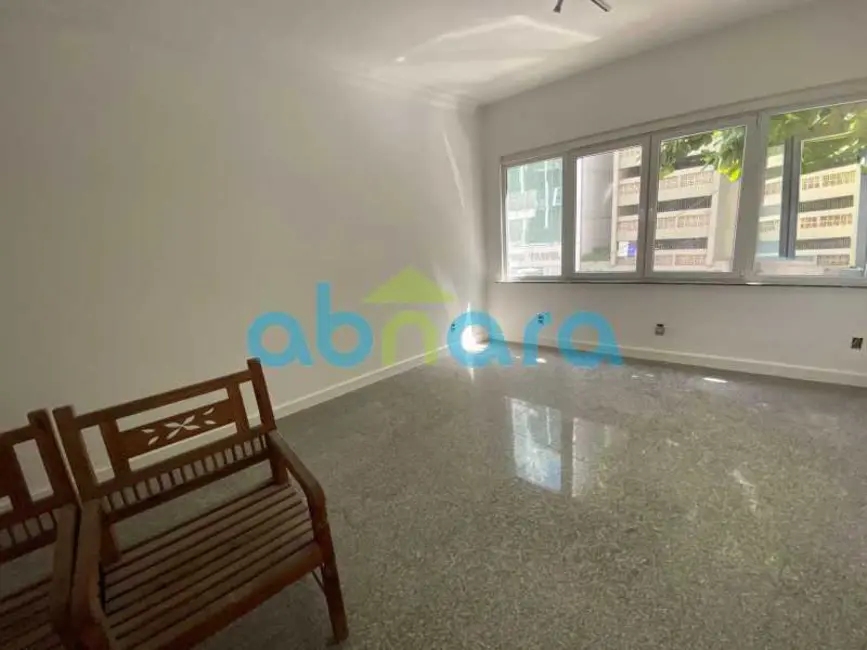 Apartamento com 3 quartos à venda, 110m2 em Rio De Janeiro - RJ - imagem 1 Foto 1 de Apartamento com 3 quartos à venda, 110m2 em Rio De Janeiro - RJ