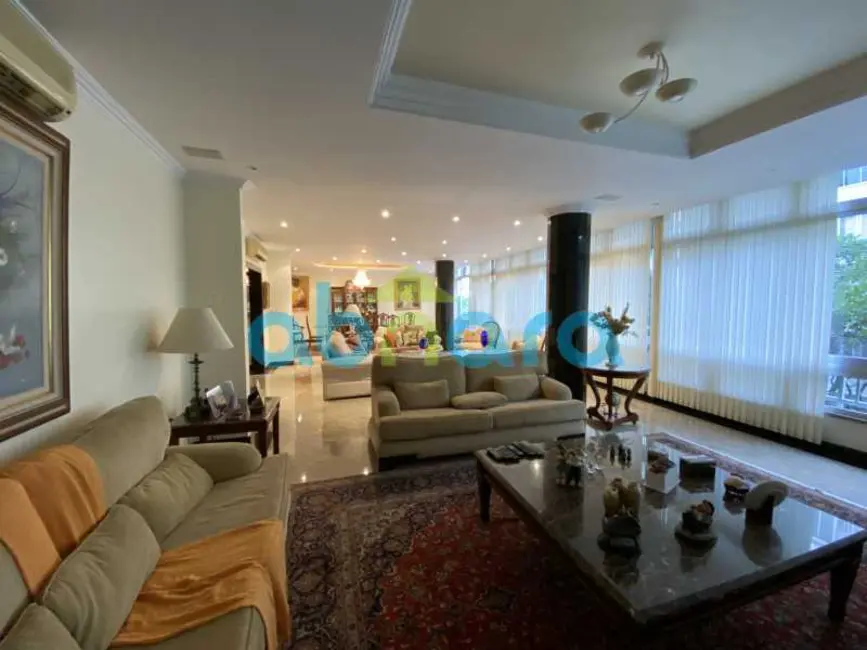Foto 3 de Apartamento com 3 quartos à venda, 300m2 em Rio De Janeiro - RJ