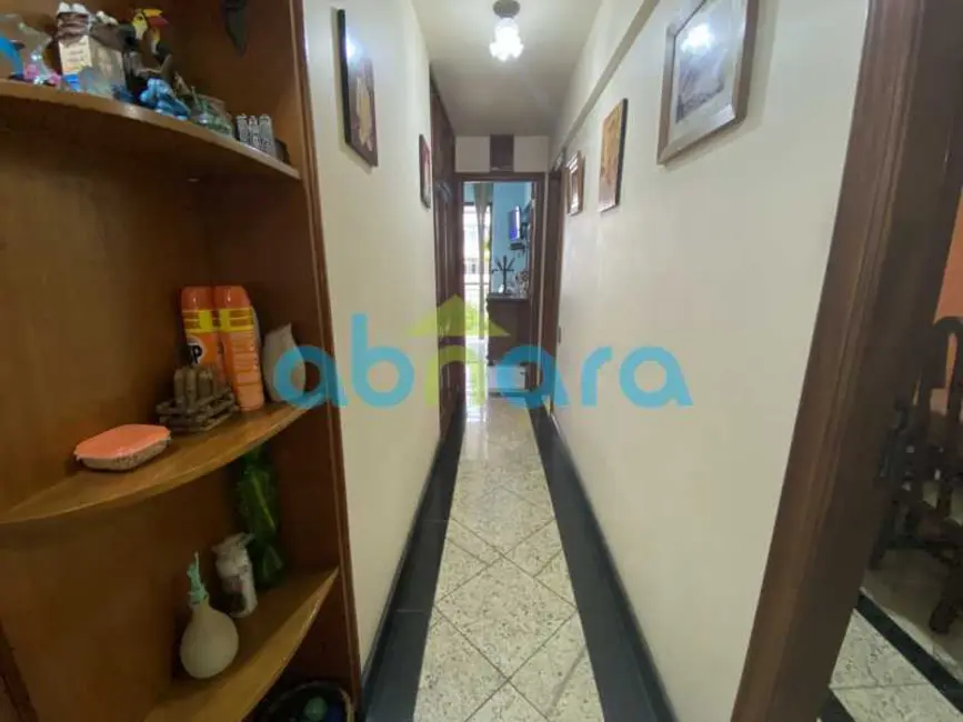 Apartamento com 3 quartos à venda, 160m2 em Rio De Janeiro - RJ - imagem 6 Foto 6 de Apartamento com 3 quartos à venda, 160m2 em Rio De Janeiro - RJ