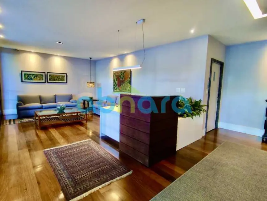 Foto 7 de Apartamento com 3 quartos à venda, 200m2 em Rio De Janeiro - RJ