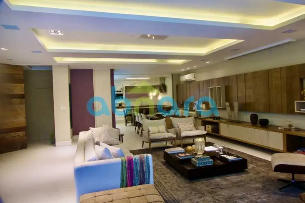 Foto 3 de Apartamento com 3 quartos à venda, 200m2 em Rio De Janeiro - RJ