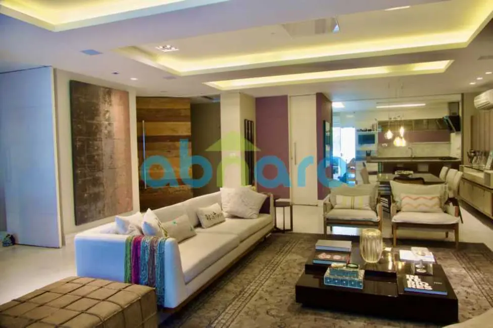 Foto 4 de Apartamento com 3 quartos à venda, 200m2 em Rio De Janeiro - RJ
