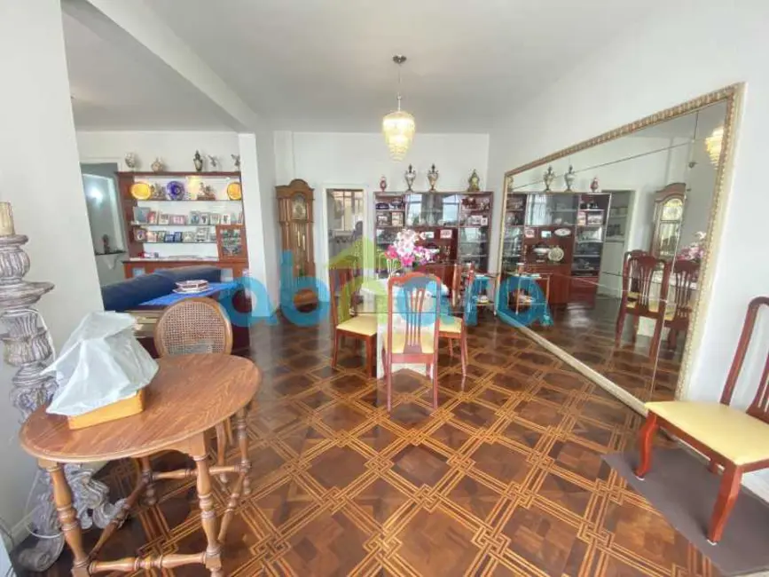 Foto 9 de Apartamento com 3 quartos à venda, 205m2 em Rio De Janeiro - RJ