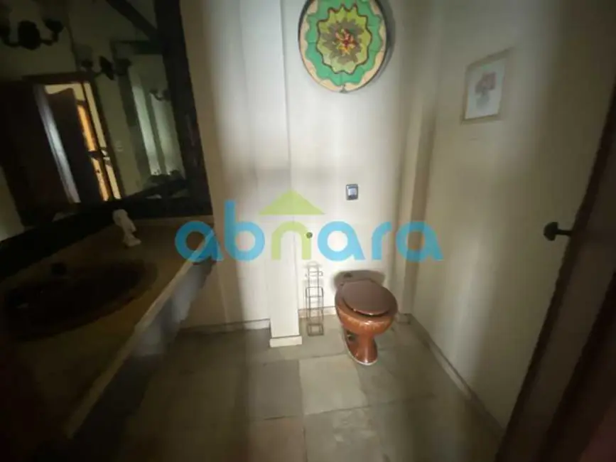 Foto 3 de Apartamento com 3 quartos à venda, 250m2 em Rio De Janeiro - RJ