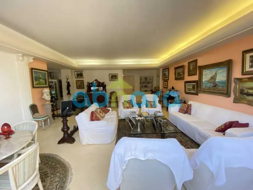 Foto 2 de Apartamento com 3 quartos à venda, 180m2 em Rio De Janeiro - RJ