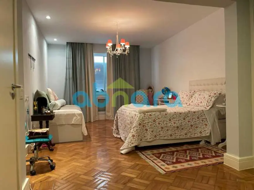 Foto 9 de Apartamento com 3 quartos à venda, 380m2 em Rio De Janeiro - RJ