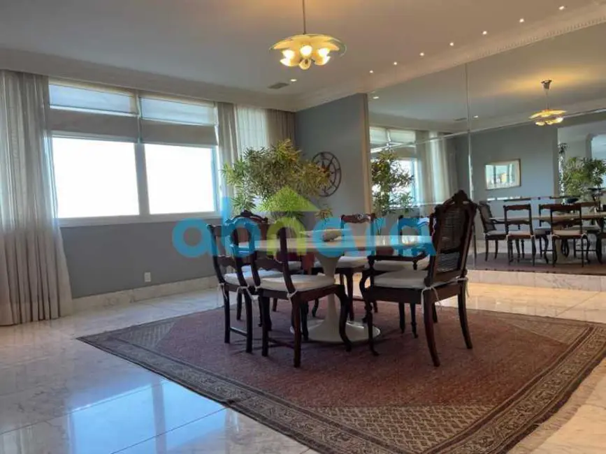 Foto 3 de Apartamento com 3 quartos à venda, 380m2 em Rio De Janeiro - RJ