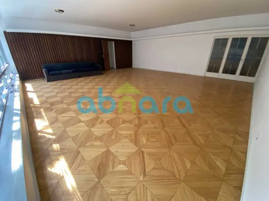 Foto 1 de Apartamento com 3 quartos à venda, 225m2 em Rio De Janeiro - RJ