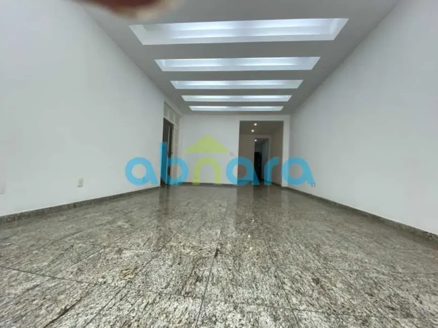 Foto 3 de Apartamento com 3 quartos à venda, 160m2 em Rio De Janeiro - RJ