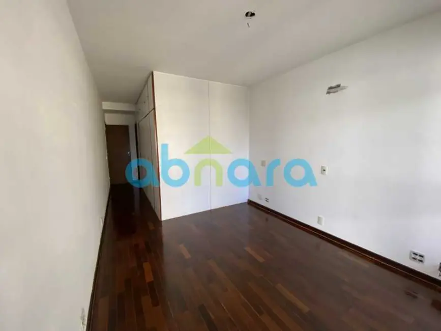 Foto 8 de Apartamento com 3 quartos à venda, 206m2 em Rio De Janeiro - RJ