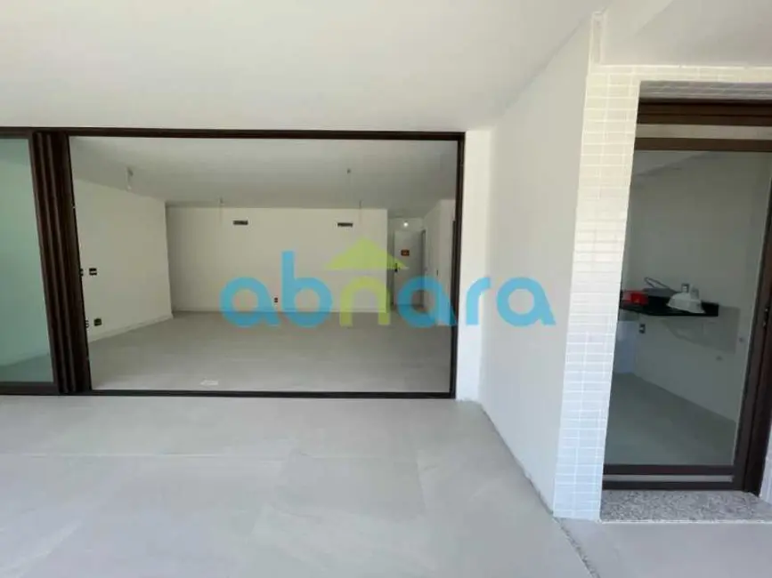 Foto 8 de Apartamento com 3 quartos à venda, 150m2 em Rio De Janeiro - RJ