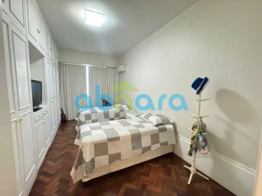 Apartamento com 3 quartos à venda, 120m2 em Rio De Janeiro - RJ - imagem 7 Foto 7 de Apartamento com 3 quartos à venda, 120m2 em Rio De Janeiro - RJ
