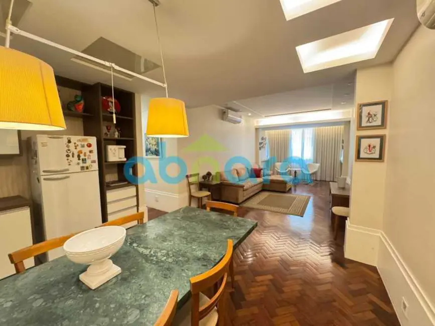 Apartamento com 3 quartos à venda, 120m2 em Rio De Janeiro - RJ - imagem 3 Foto 3 de Apartamento com 3 quartos à venda, 120m2 em Rio De Janeiro - RJ