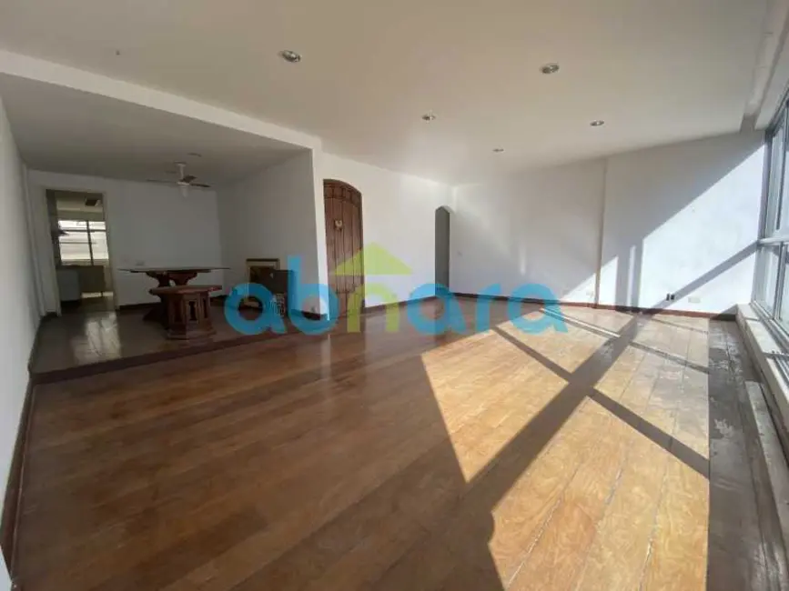 Foto 3 de Apartamento com 3 quartos à venda, 117m2 em Rio De Janeiro - RJ