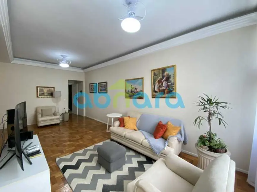 Foto 2 de Apartamento com 3 quartos à venda, 140m2 em Rio De Janeiro - RJ