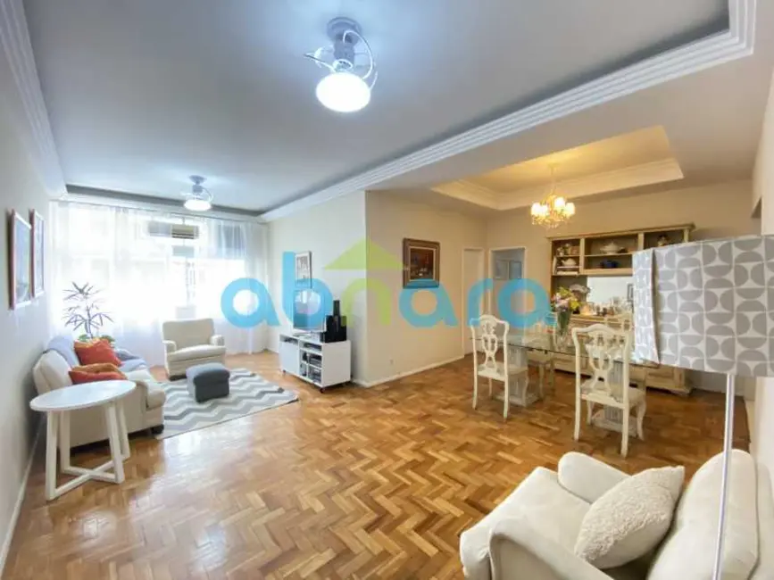 Foto 1 de Apartamento com 3 quartos à venda, 140m2 em Rio De Janeiro - RJ