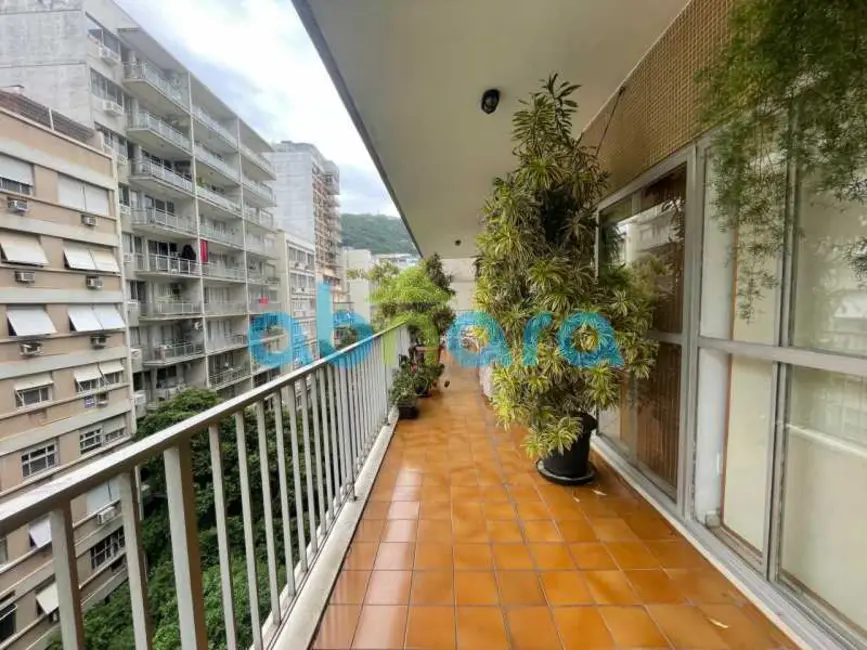 Foto 4 de Apartamento com 3 quartos à venda, 200m2 em Rio De Janeiro - RJ