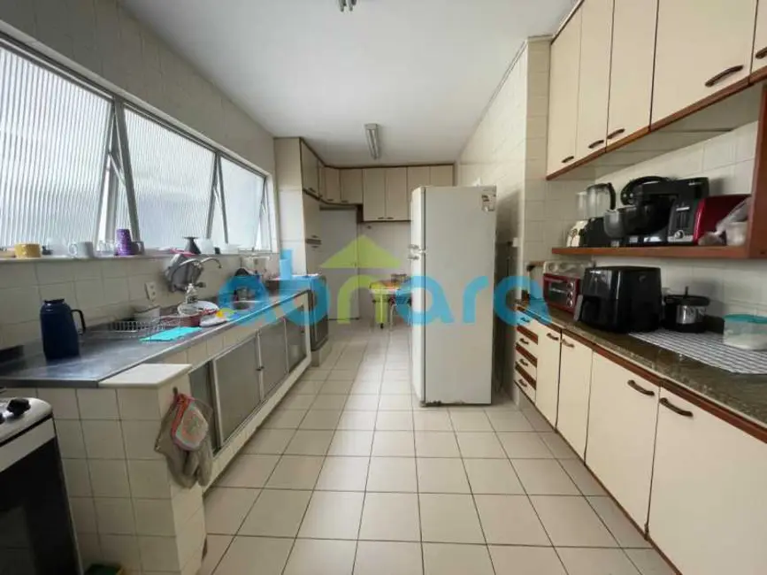 Foto 9 de Apartamento com 3 quartos à venda, 200m2 em Rio De Janeiro - RJ