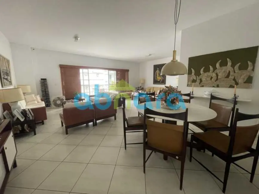 Foto 3 de Apartamento com 3 quartos à venda, 200m2 em Rio De Janeiro - RJ