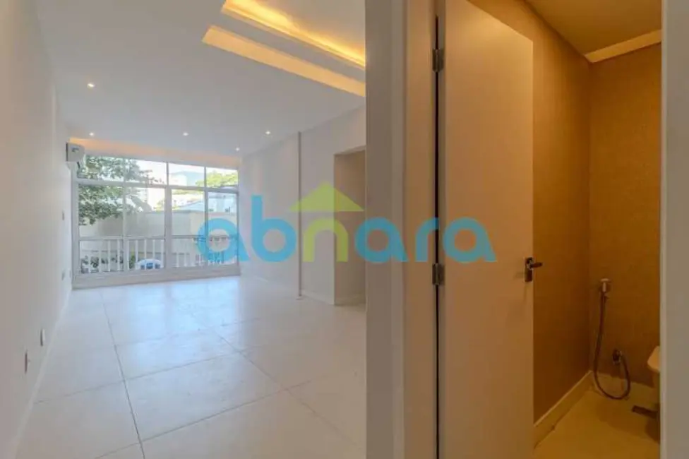 Apartamento com 3 quartos à venda, 112m2 em Rio De Janeiro - RJ - imagem 5 Foto 5 de Apartamento com 3 quartos à venda, 112m2 em Rio De Janeiro - RJ
