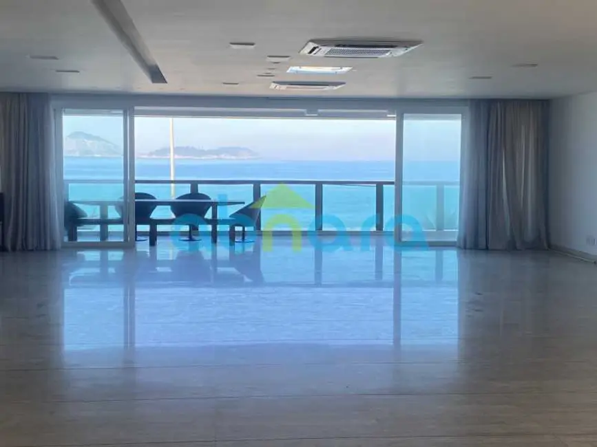 Foto 1 de Apartamento com 3 quartos à venda, 320m2 em Rio De Janeiro - RJ