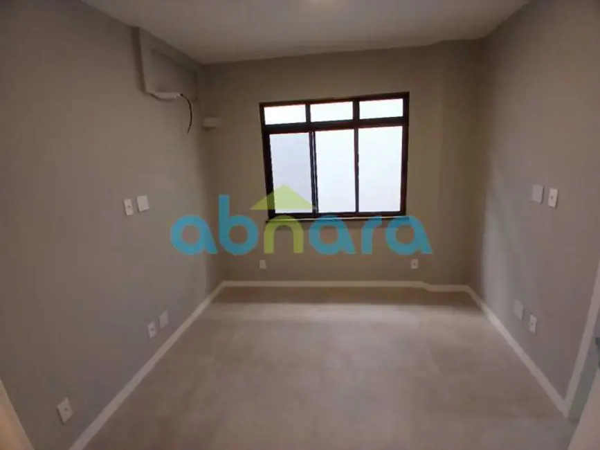 Apartamento com 3 quartos à venda, 81m2 em Rio De Janeiro - RJ - imagem 4 Foto 4 de Apartamento com 3 quartos à venda, 81m2 em Rio De Janeiro - RJ