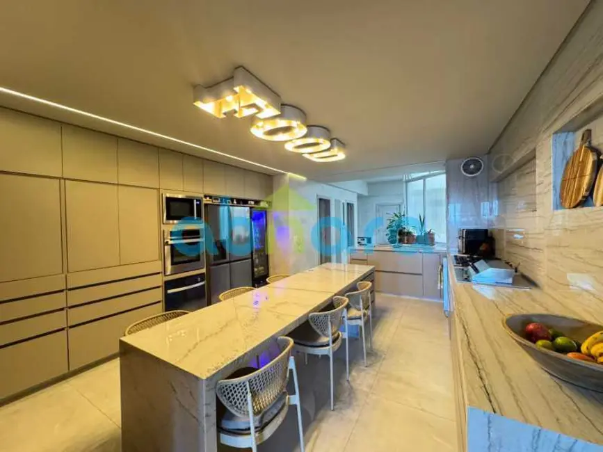 Foto 8 de Apartamento com 3 quartos à venda, 250m2 em Rio De Janeiro - RJ