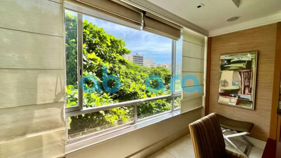 Foto 4 de Apartamento com 3 quartos à venda, 165m2 em Rio De Janeiro - RJ