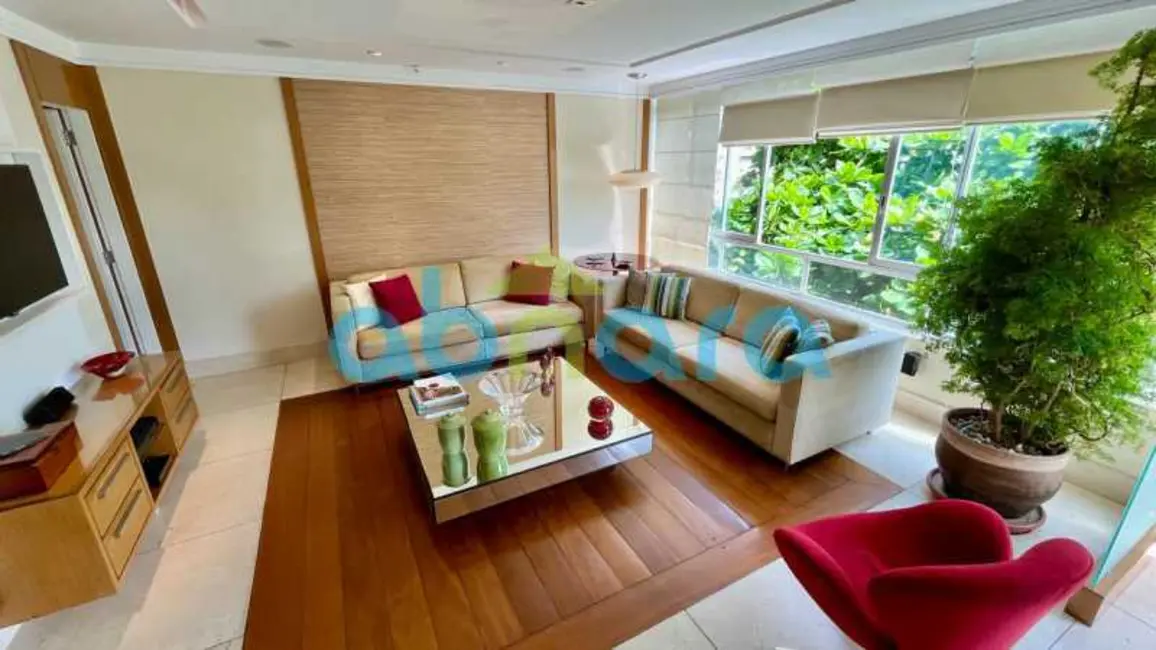 Foto 9 de Apartamento com 3 quartos à venda, 165m2 em Rio De Janeiro - RJ