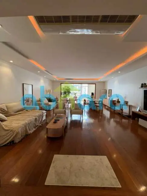 Apartamento com 3 quartos à venda, 280m2 em Rio De Janeiro - RJ - imagem 1 Foto 1 de Apartamento com 3 quartos à venda, 280m2 em Rio De Janeiro - RJ
