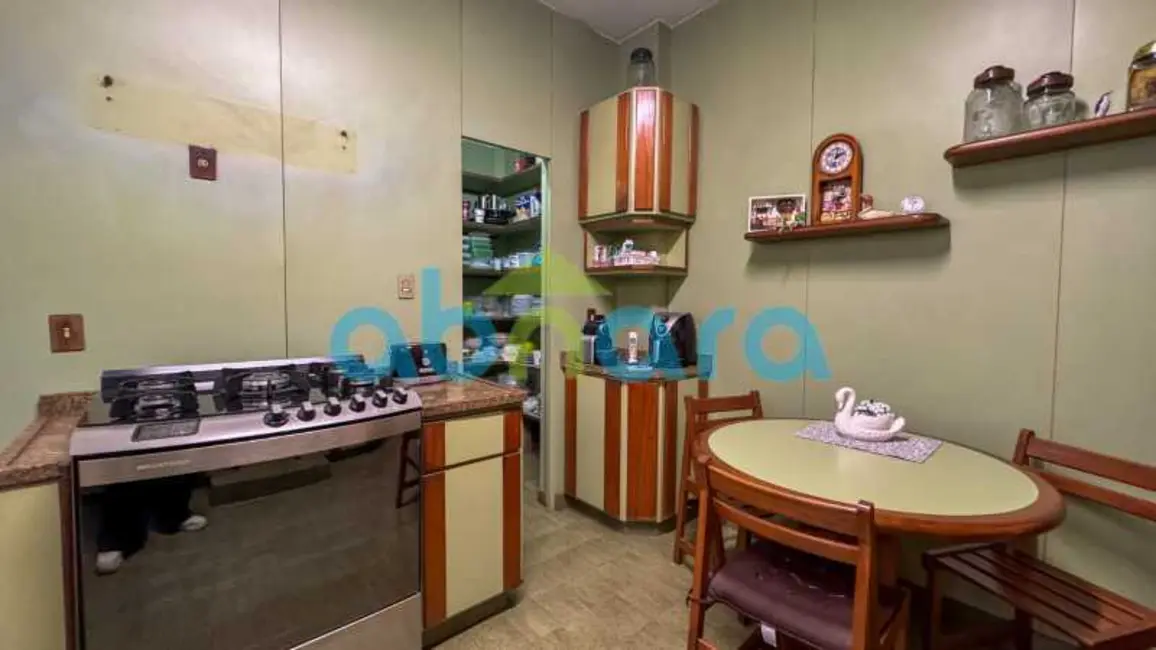 Foto 9 de Apartamento com 3 quartos à venda, 220m2 em Rio De Janeiro - RJ