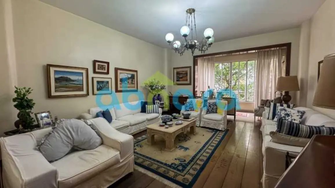 Foto 2 de Apartamento com 3 quartos à venda, 220m2 em Rio De Janeiro - RJ