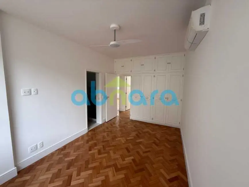 Foto 3 de Apartamento com 3 quartos à venda, 111m2 em Rio De Janeiro - RJ