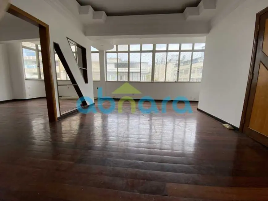 Apartamento com 3 quartos à venda, 285m2 em Rio De Janeiro - RJ - imagem 4 Foto 4 de Apartamento com 3 quartos à venda, 285m2 em Rio De Janeiro - RJ